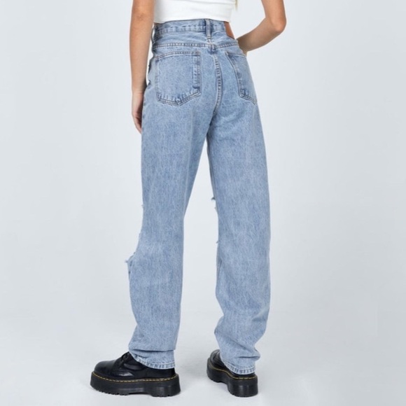 Princess Polly Holly Asymmetric Ripped Leg Jeans Light Wash Denim Size 2 - Picture 3 of 14